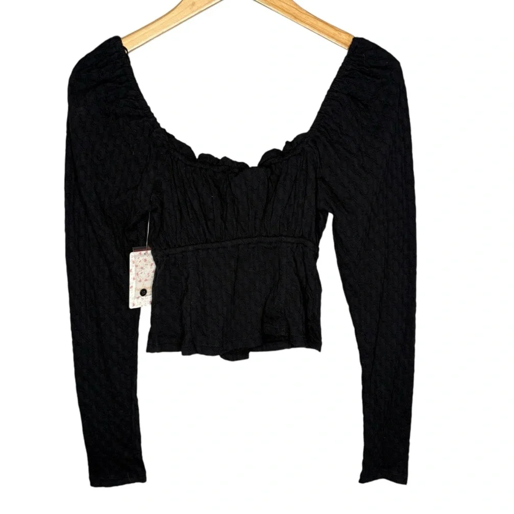 Free People ladybug Black Crop Top Long Sleeves Ruched Style NWT women’s medium